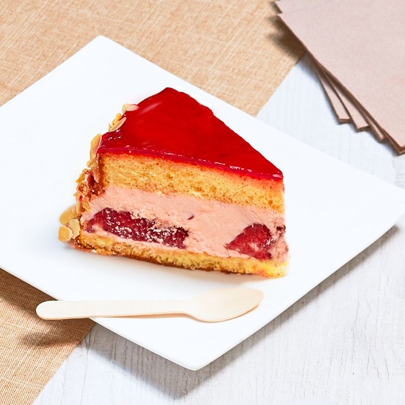 Le Fraisier De Paques Par Les Patissiers De La Romainville Le Fraisier De Paques Par Les Patissiers De La Romainville