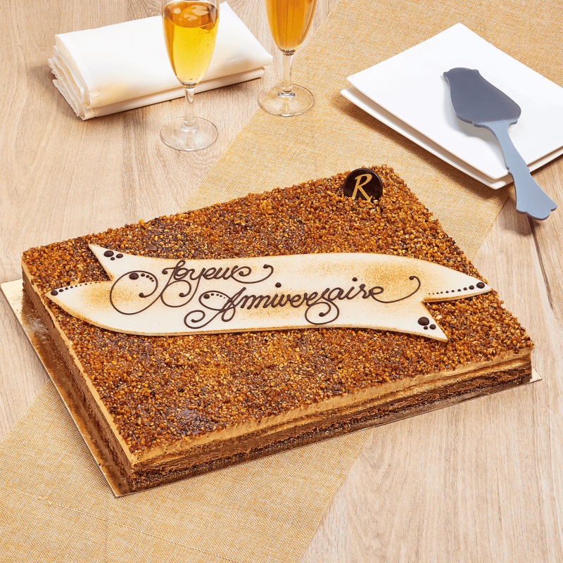 Grand croquant caramel - idéal pour vos fêtes d'anniversaire ou toute réception Grand croquant caramel - idéal pour vos fêtes d'anniversaire ou toute réception