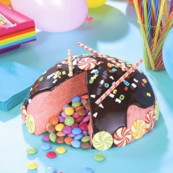 Gateau Anniversaire Enfant Emerveillez Votre Enfant Avec Le Surprise Patisserie La Romainville